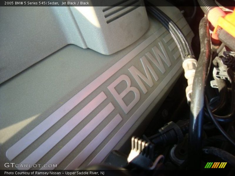 Jet Black / Black 2005 BMW 5 Series 545i Sedan