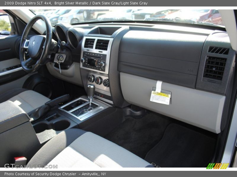 Bright Silver Metallic / Dark Slate Gray/Light Slate Gray 2009 Dodge Nitro SLT 4x4