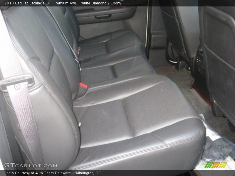 White Diamond / Ebony 2010 Cadillac Escalade EXT Premium AWD