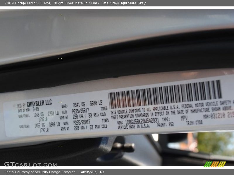 Bright Silver Metallic / Dark Slate Gray/Light Slate Gray 2009 Dodge Nitro SLT 4x4