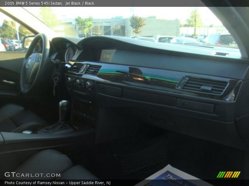 Jet Black / Black 2005 BMW 5 Series 545i Sedan