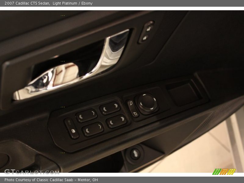 Light Platinum / Ebony 2007 Cadillac CTS Sedan