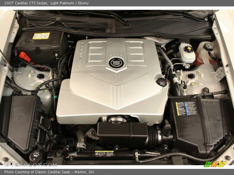 Light Platinum / Ebony 2007 Cadillac CTS Sedan