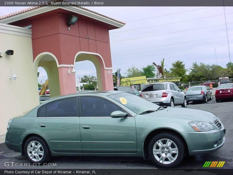 Mystic Emerald Metallic / Blond 2006 Nissan Altima 2.5 S