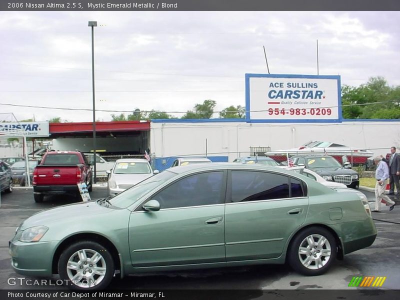 Mystic Emerald Metallic / Blond 2006 Nissan Altima 2.5 S