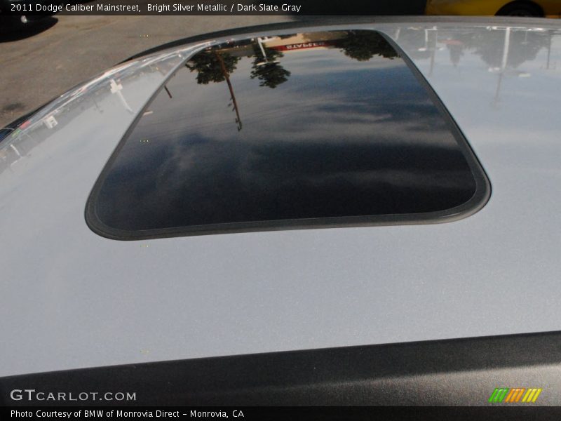 Bright Silver Metallic / Dark Slate Gray 2011 Dodge Caliber Mainstreet