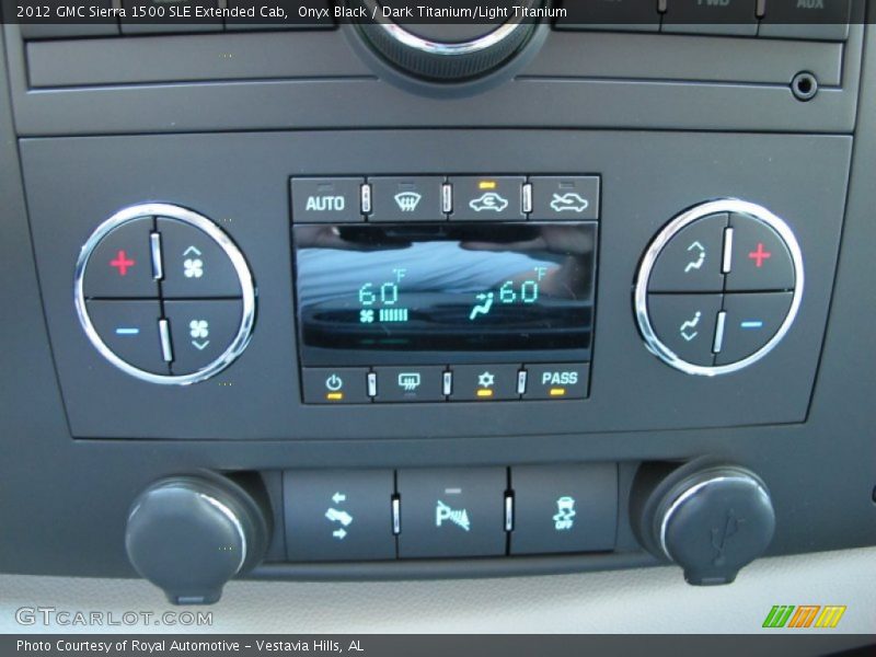 Onyx Black / Dark Titanium/Light Titanium 2012 GMC Sierra 1500 SLE Extended Cab