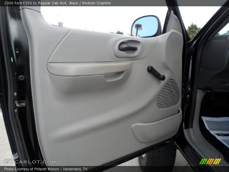 Black / Medium Graphite 2000 Ford F150 XL Regular Cab 4x4