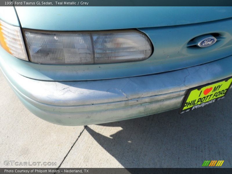 Teal Metallic / Grey 1995 Ford Taurus GL Sedan