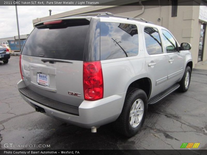 Pure Silver Metallic / Light Titanium 2011 GMC Yukon SLT 4x4