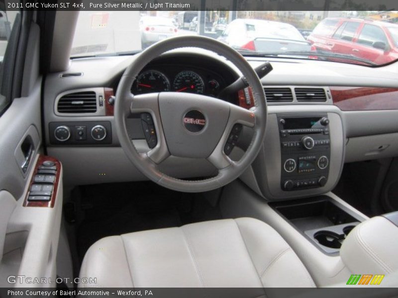 Pure Silver Metallic / Light Titanium 2011 GMC Yukon SLT 4x4