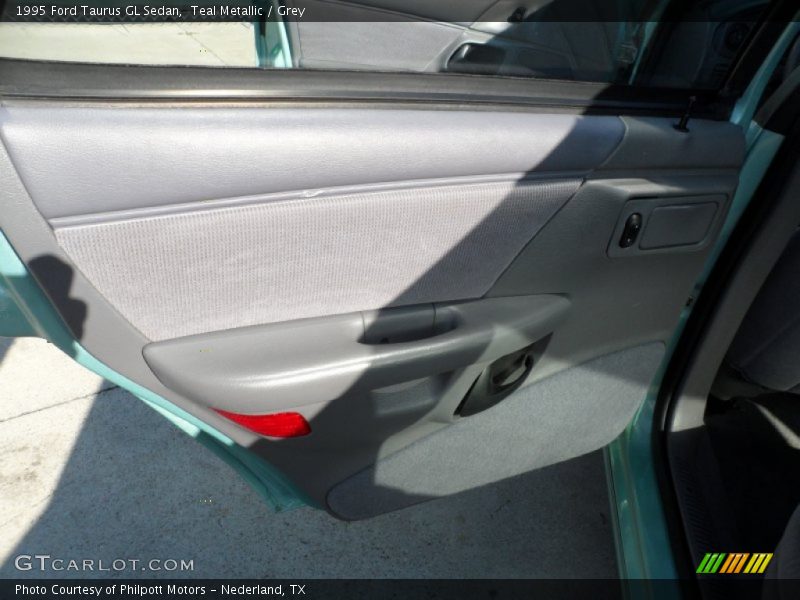 Teal Metallic / Grey 1995 Ford Taurus GL Sedan