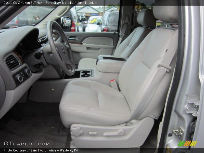 Pure Silver Metallic / Light Titanium 2011 GMC Yukon SLT 4x4