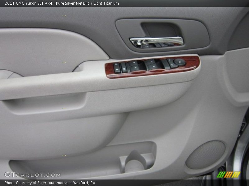 Pure Silver Metallic / Light Titanium 2011 GMC Yukon SLT 4x4