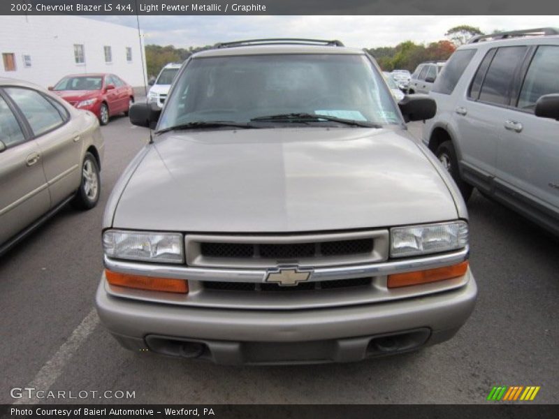 Light Pewter Metallic / Graphite 2002 Chevrolet Blazer LS 4x4