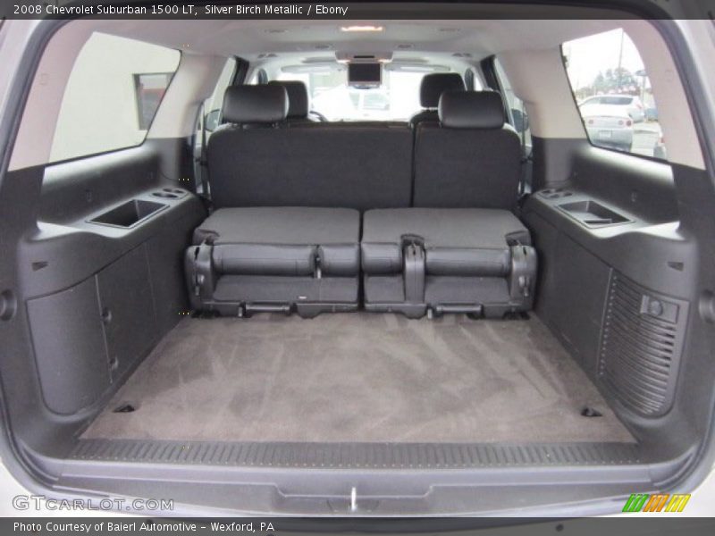  2008 Suburban 1500 LT Trunk