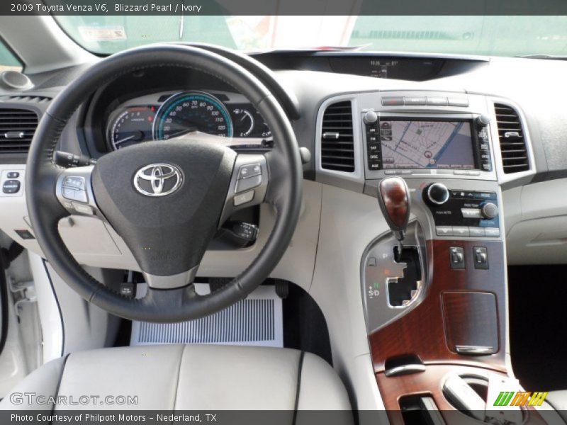 Blizzard Pearl / Ivory 2009 Toyota Venza V6