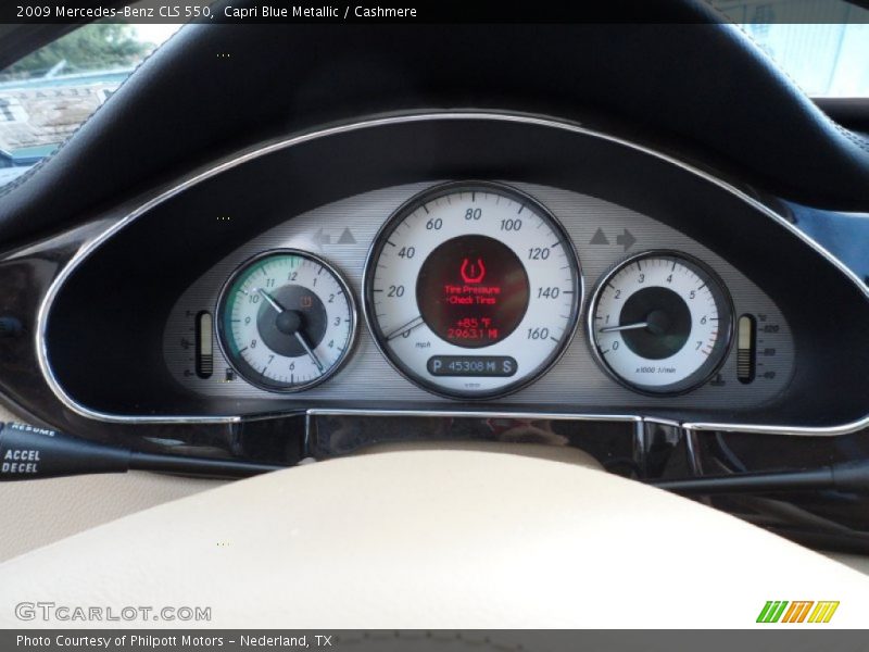 Capri Blue Metallic / Cashmere 2009 Mercedes-Benz CLS 550
