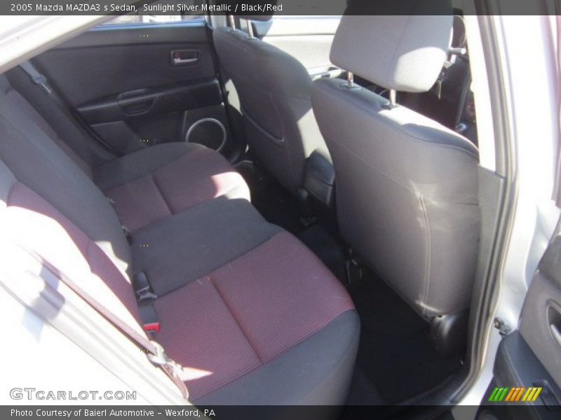  2005 MAZDA3 s Sedan Black/Red Interior