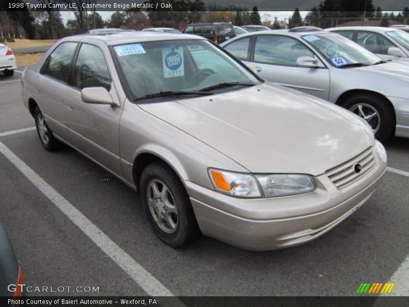 Cashmere Beige Metallic / Oak 1998 Toyota Camry LE