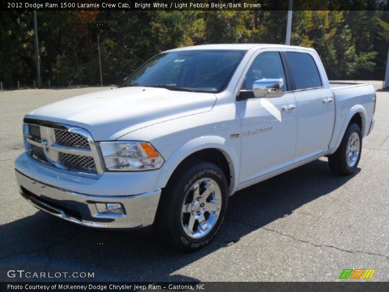 Bright White / Light Pebble Beige/Bark Brown 2012 Dodge Ram 1500 Laramie Crew Cab