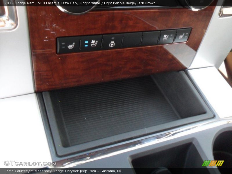 Bright White / Light Pebble Beige/Bark Brown 2012 Dodge Ram 1500 Laramie Crew Cab