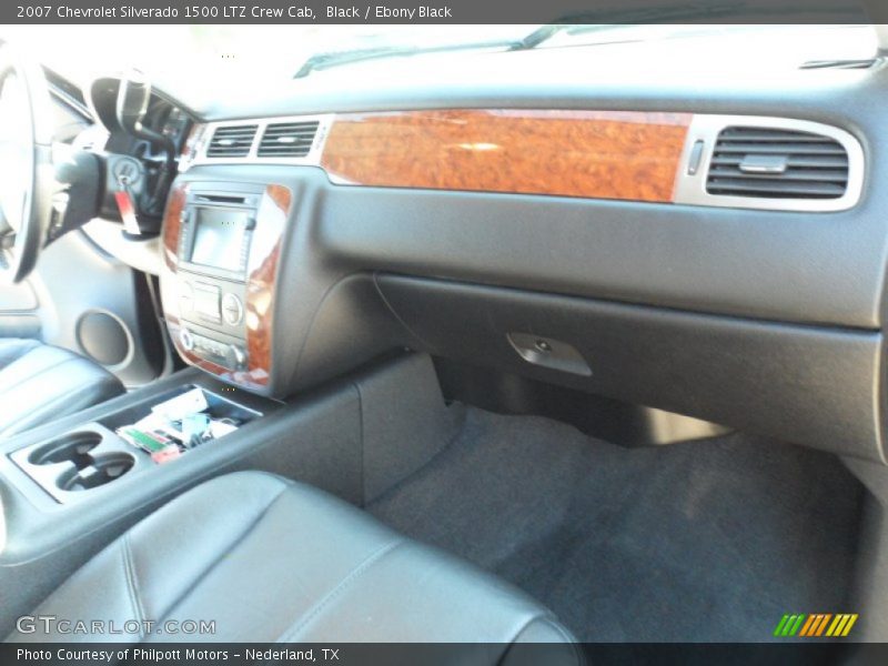 Black / Ebony Black 2007 Chevrolet Silverado 1500 LTZ Crew Cab