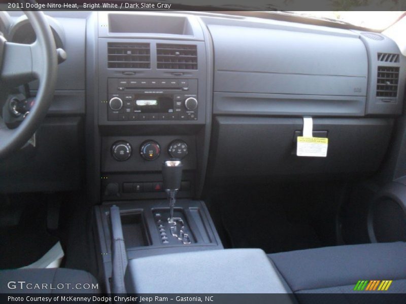 Bright White / Dark Slate Gray 2011 Dodge Nitro Heat