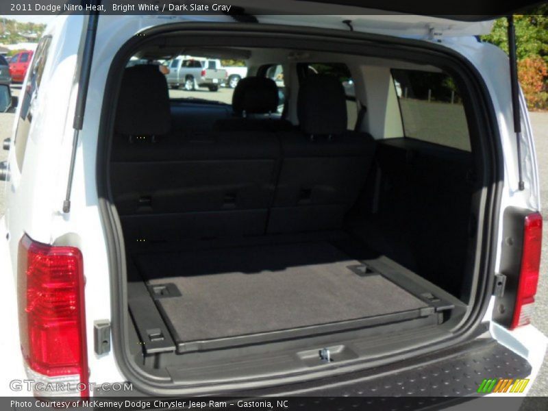 Bright White / Dark Slate Gray 2011 Dodge Nitro Heat