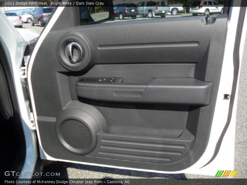 Bright White / Dark Slate Gray 2011 Dodge Nitro Heat
