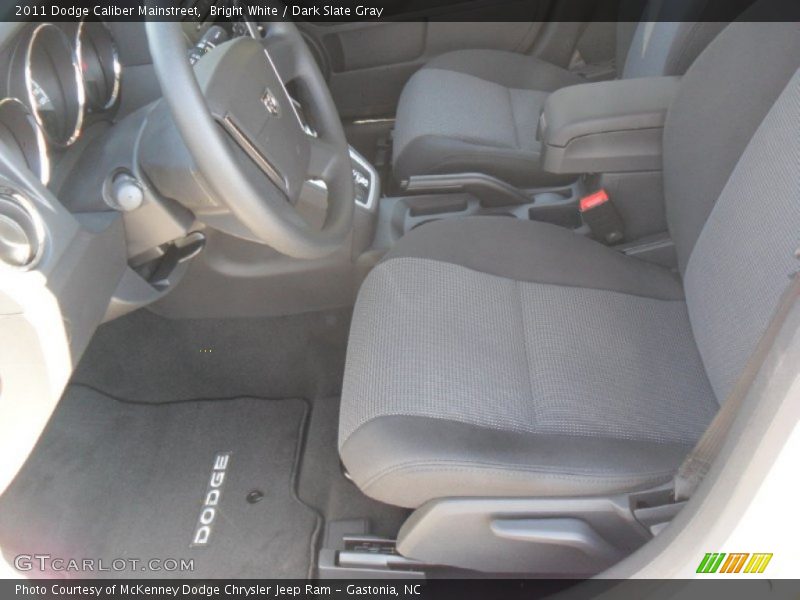 Bright White / Dark Slate Gray 2011 Dodge Caliber Mainstreet
