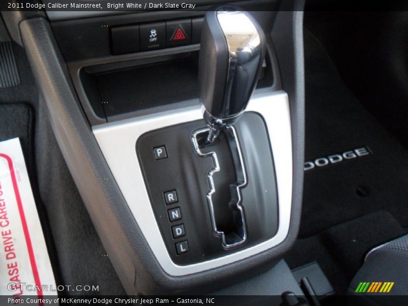 Bright White / Dark Slate Gray 2011 Dodge Caliber Mainstreet