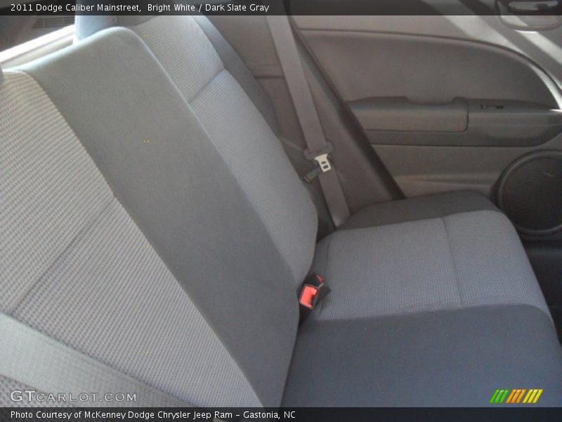 Bright White / Dark Slate Gray 2011 Dodge Caliber Mainstreet