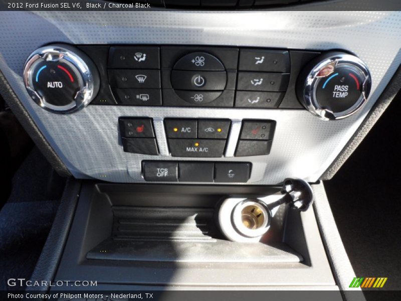 Black / Charcoal Black 2012 Ford Fusion SEL V6
