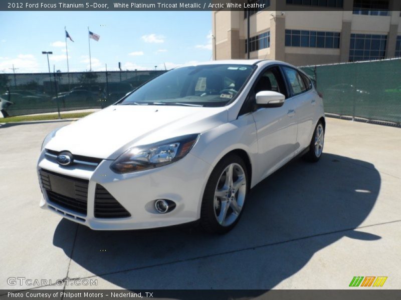 White Platinum Tricoat Metallic / Arctic White Leather 2012 Ford Focus Titanium 5-Door