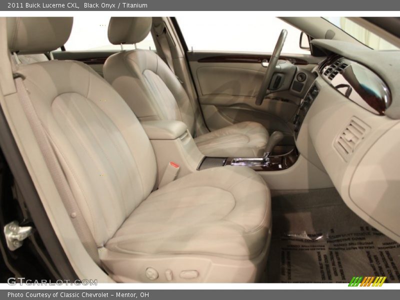 Black Onyx / Titanium 2011 Buick Lucerne CXL