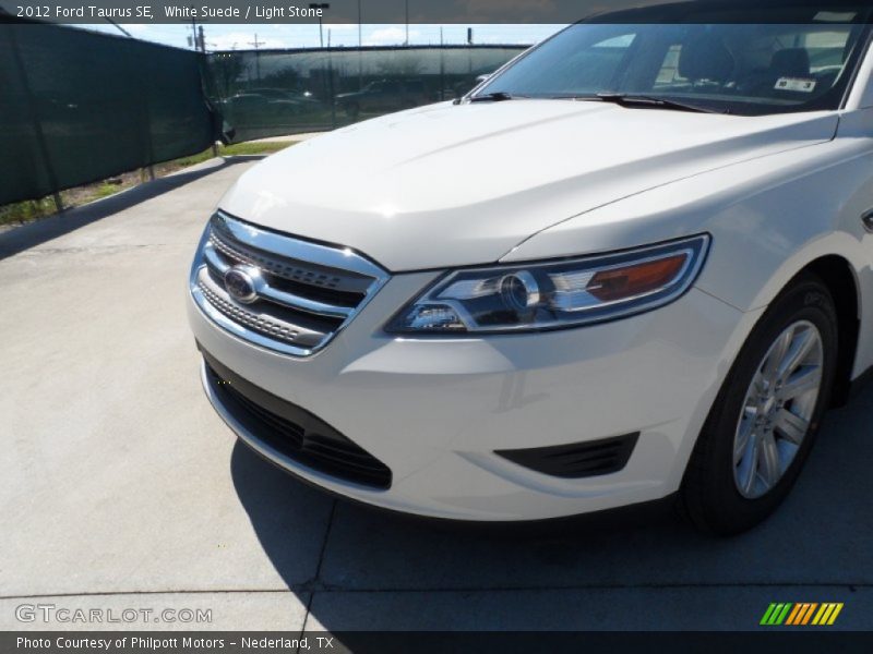 White Suede / Light Stone 2012 Ford Taurus SE
