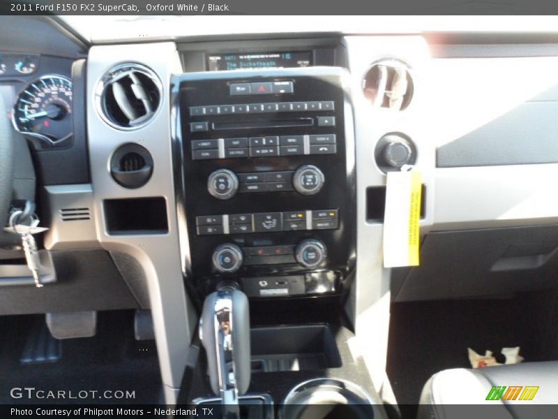Oxford White / Black 2011 Ford F150 FX2 SuperCab
