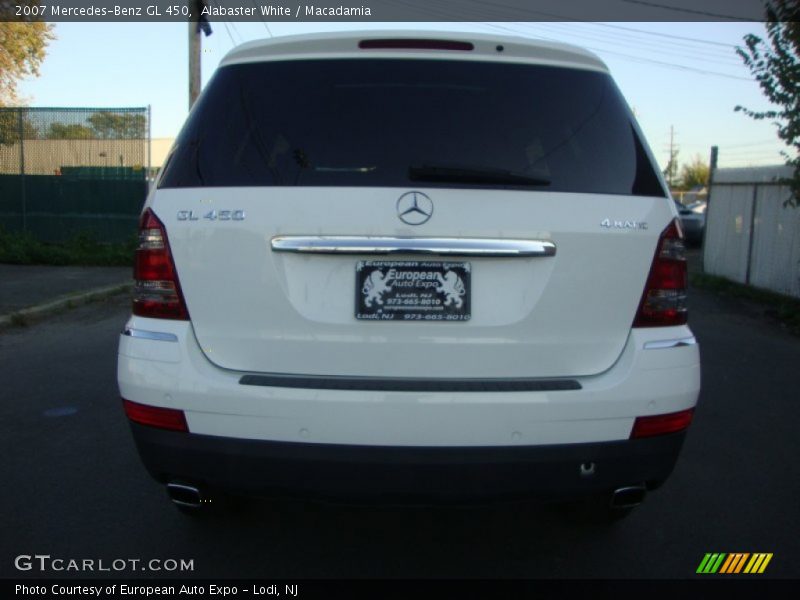 Alabaster White / Macadamia 2007 Mercedes-Benz GL 450