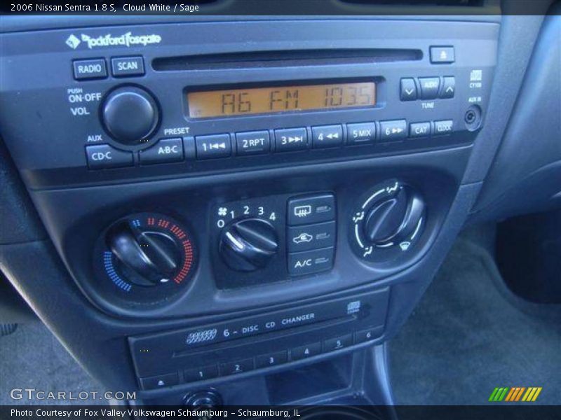 Cloud White / Sage 2006 Nissan Sentra 1.8 S