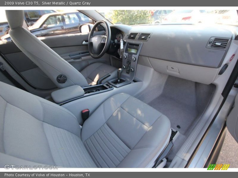  2009 C30 T5 Quartz Gray Interior