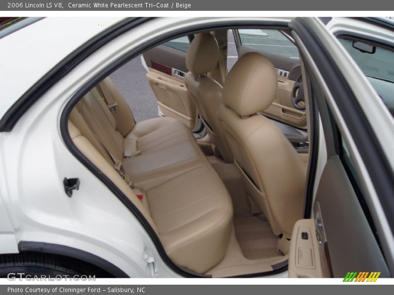  2006 LS V8 Beige Interior