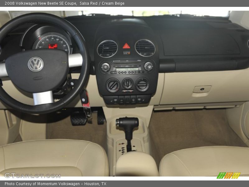 Dashboard of 2008 New Beetle SE Coupe