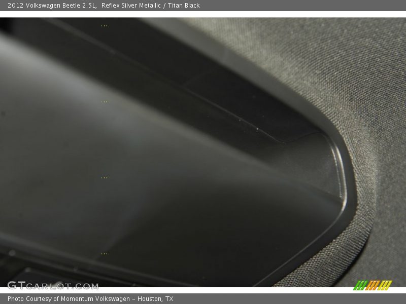 Reflex Silver Metallic / Titan Black 2012 Volkswagen Beetle 2.5L