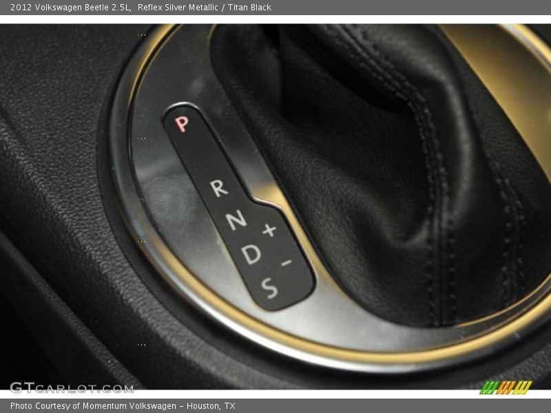 Reflex Silver Metallic / Titan Black 2012 Volkswagen Beetle 2.5L