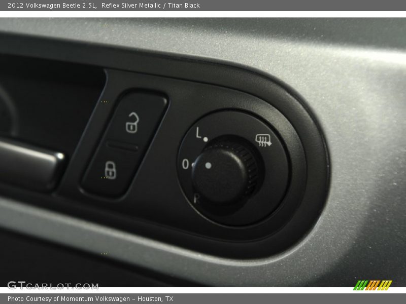 Reflex Silver Metallic / Titan Black 2012 Volkswagen Beetle 2.5L
