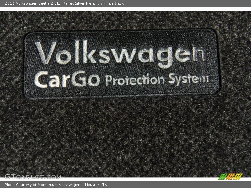 Reflex Silver Metallic / Titan Black 2012 Volkswagen Beetle 2.5L