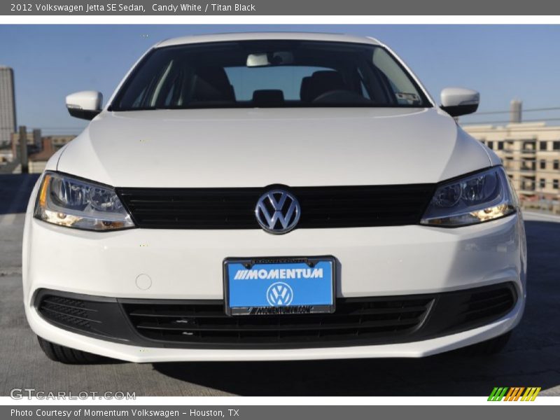 Candy White / Titan Black 2012 Volkswagen Jetta SE Sedan