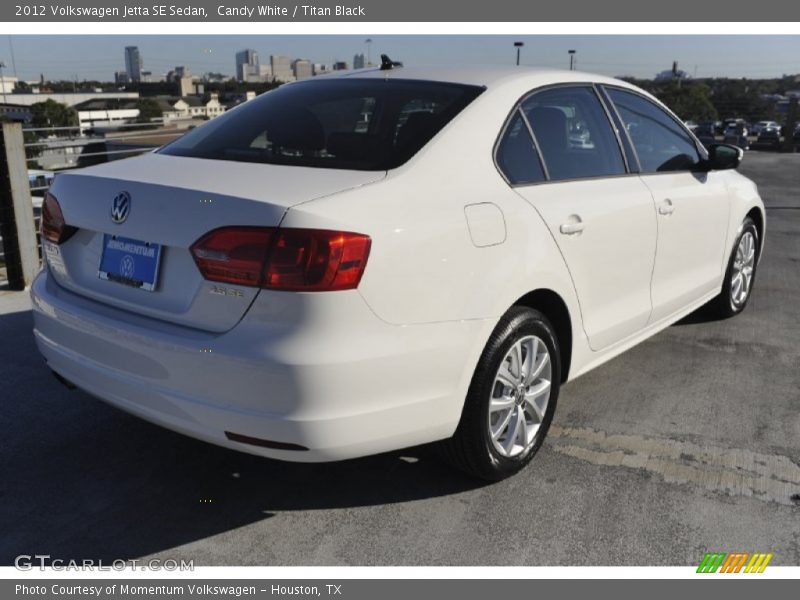 Candy White / Titan Black 2012 Volkswagen Jetta SE Sedan