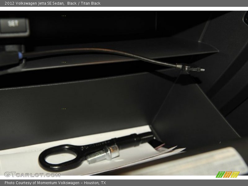 Black / Titan Black 2012 Volkswagen Jetta SE Sedan